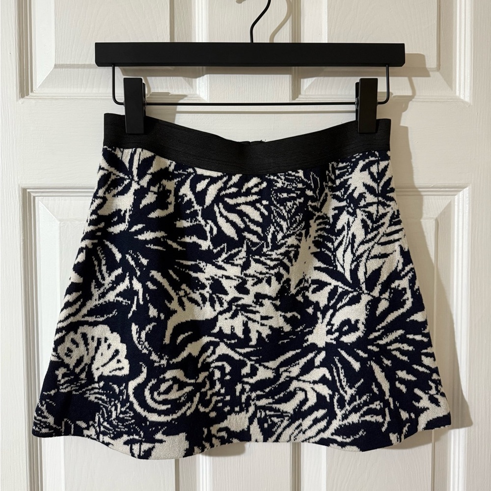 St. John Black Navy and White Knit Skirt